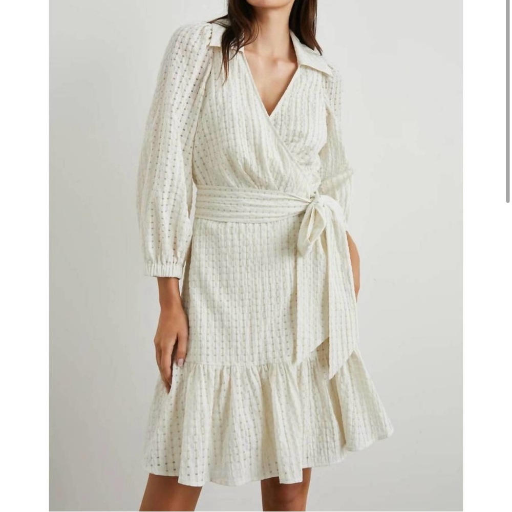 NWT Rails Kiara Wrap Dress in Ivory Seersucker / Mediun